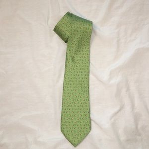 Salvatore Ferragamo tie 3-1/4”x58”. Cat figures